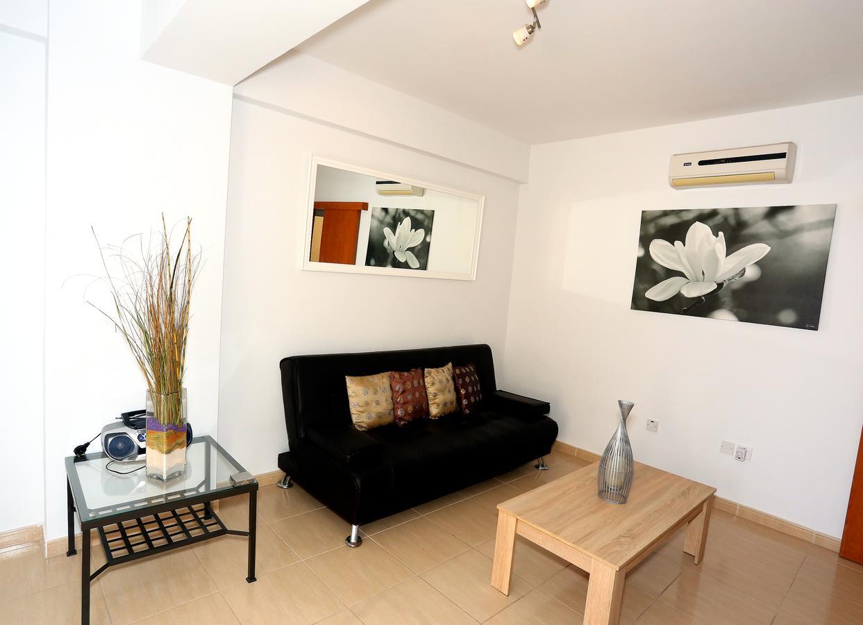 Penelope Court Apartment 102 Larnaca Buitenkant foto