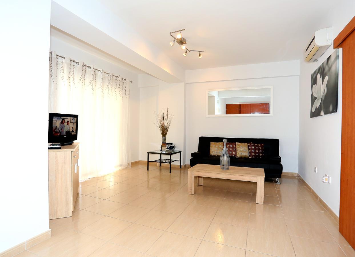 Penelope Court Apartment 102 Larnaca Buitenkant foto
